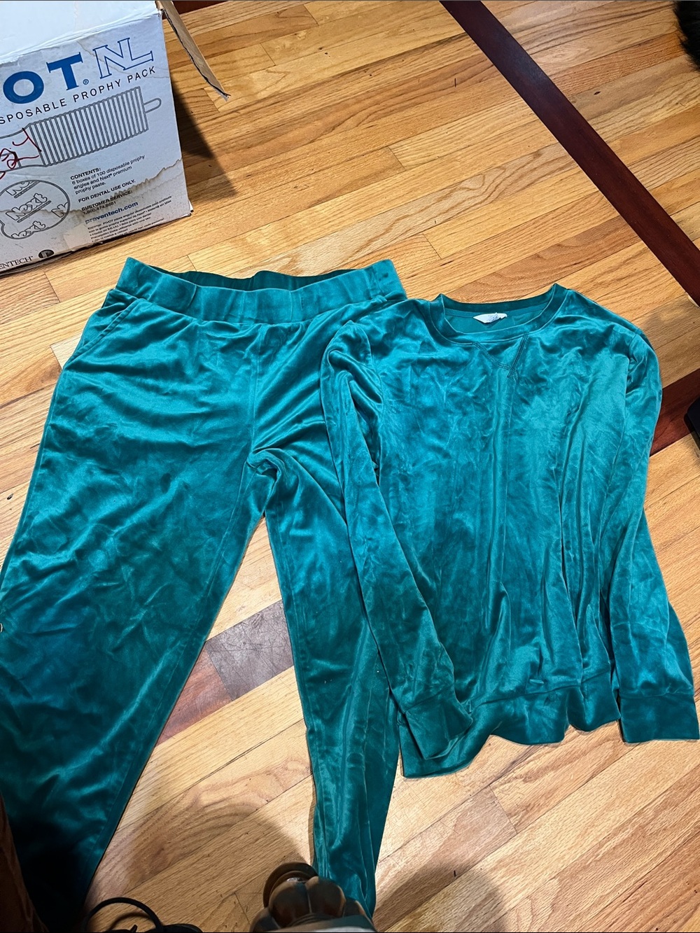 Teal Velvet Lounge Set - Two Piece Top & Pants